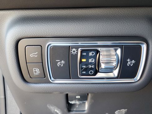 New 2026 Lincoln Nautilus Reserve image 14