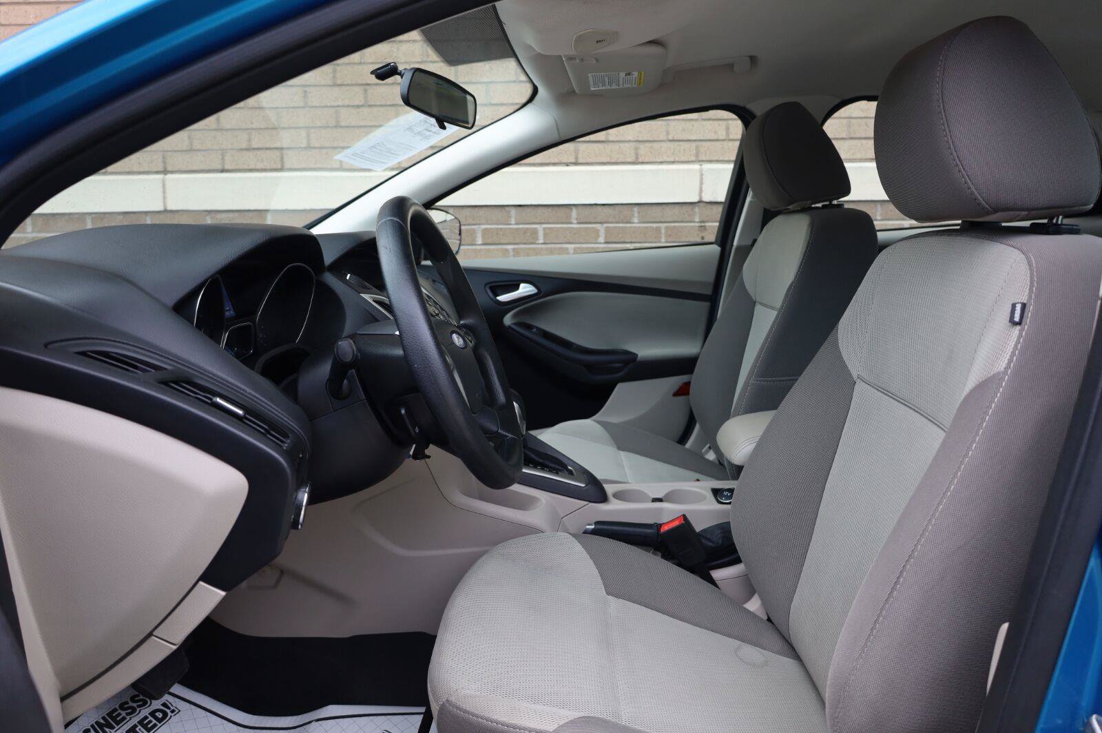 Used 2014 Ford Focus SE FWD image 17
