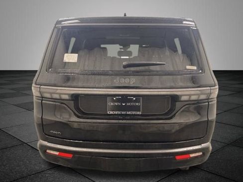 New 2026 Jeep Grand Wagoneer Limited w/ Premium Group II image 5