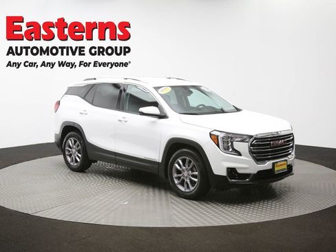 Used 2024 GMC Terrain SLT image 51