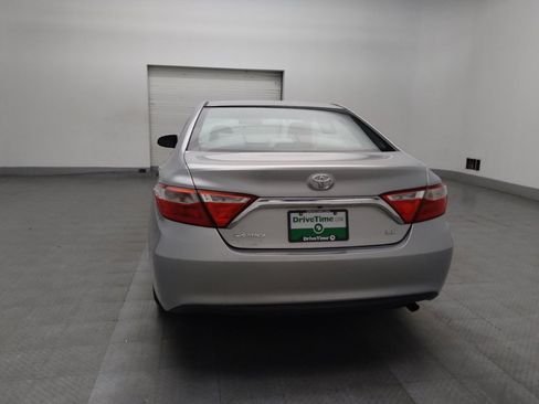 Used 2017 Toyota Camry LE FWD image 6