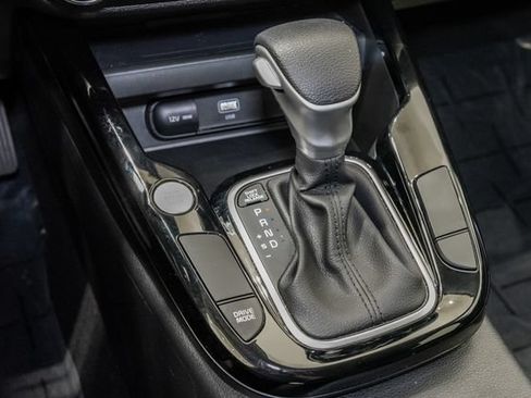 Used 2023 Kia Soul S FWD image 23