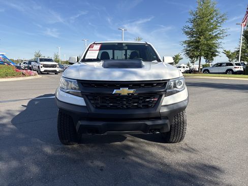 Used 2017 Chevrolet Colorado ZR2 w/ LPO, Premium Interior Package AWD/4WD image 3