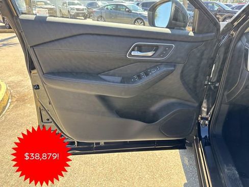 New 2026 Nissan Rogue Platinum w/ Tech Package image 11