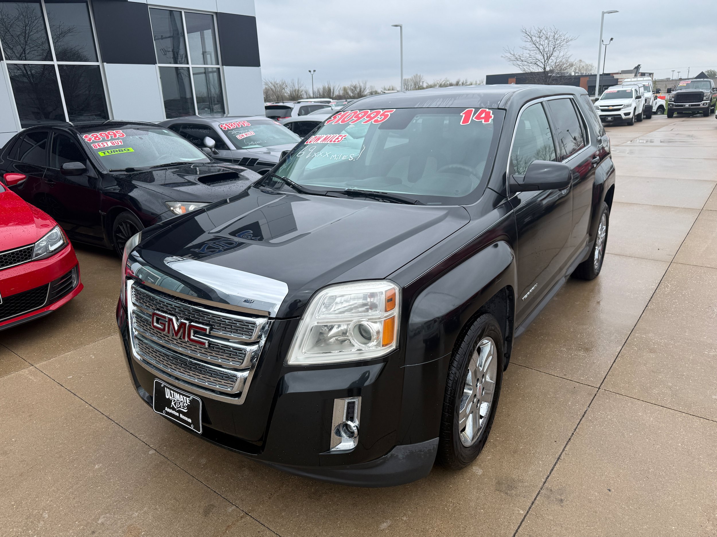 Used 2014 GMC Terrain SLE FWD image 1