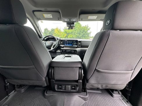 Used 2023 Chevrolet Silverado 1500 LT AWD/4WD image 53