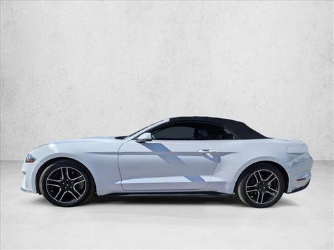 Used 2020 Ford Mustang Premium image 2