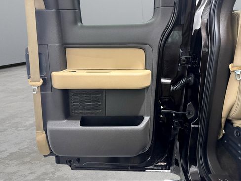 Used 2013 Ford F150 XLT w/ Luxury Equipment Group image 16