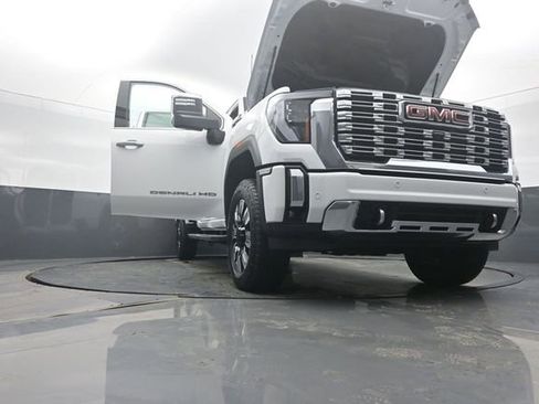 Used 2025 GMC Sierra 2500 Denali w/ Technology Package image 58