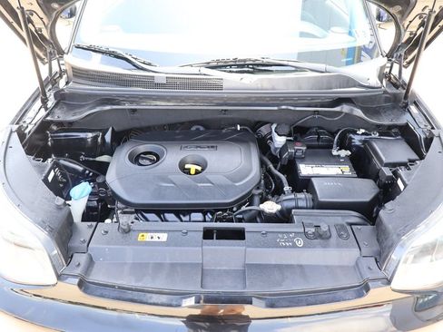 Used 2015 Kia Soul + w/ Audio Package FWD image 36