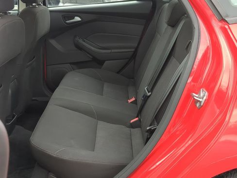 Used 2015 Ford Focus SE w/ Reverse Sensing Package image 21