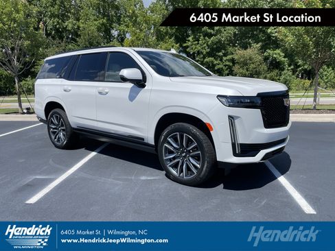 Used 2021 Cadillac Escalade Sport w/ Driver Assist Tech Package AWD/4WD image 1