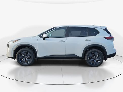 New 2026 Nissan Rogue SV FWD image 9
