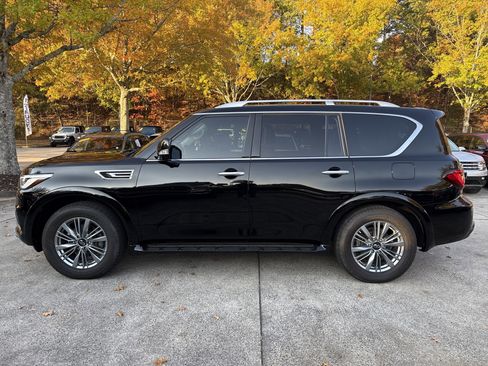 Used 2022 INFINITI QX80 Luxe w/ Cargo Package image 4