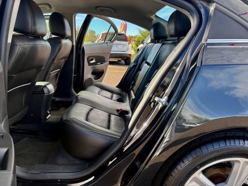 Used 2015 Chevrolet Cruze LT w/ RS Package image 18