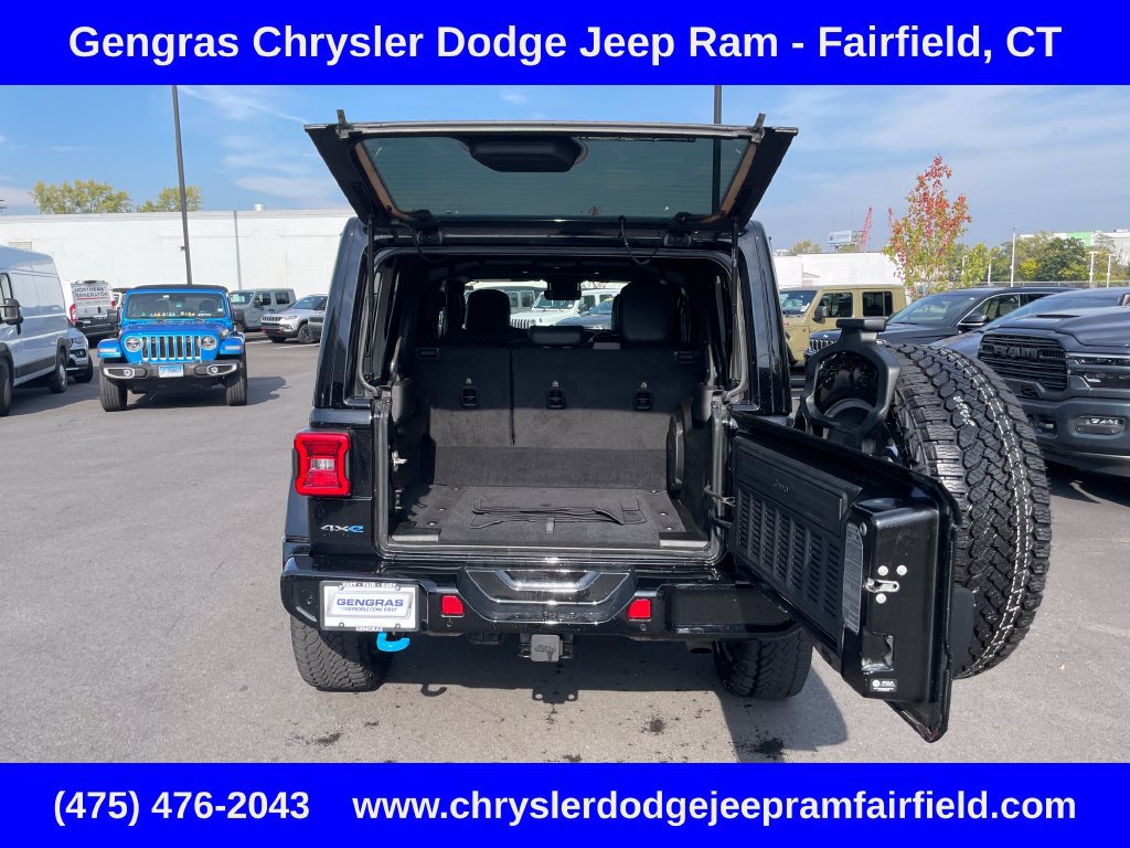 Used 2024 Jeep Wrangler High Altitude AWD/4WD image 31
