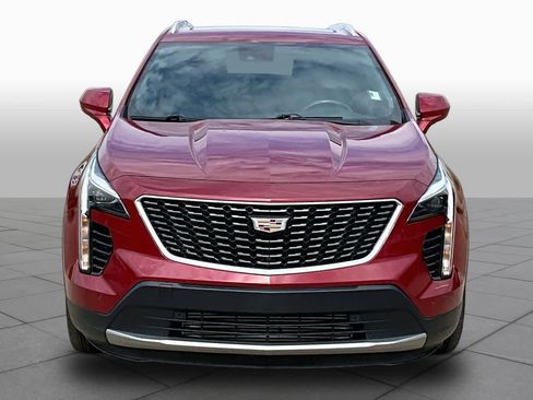 Used 2019 Cadillac XT4 Premium Luxury w/ Cold Weather Package FWD image 4