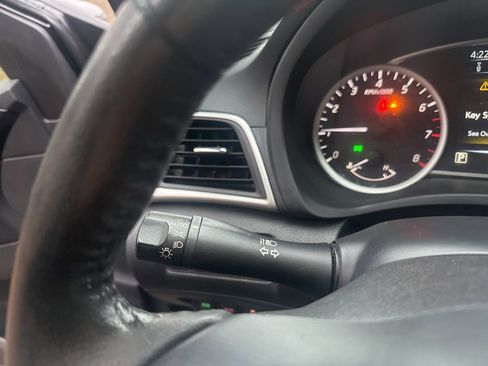 Used 2018 Nissan Sentra SV image 20