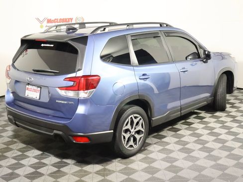 Used 2024 Subaru Forester Premium AWD/4WD image 4