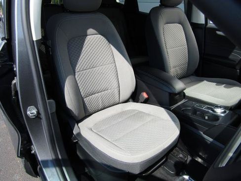 Certified 2022 Ford Escape SE w/ SE Sport Appearance Package AWD/4WD image 8