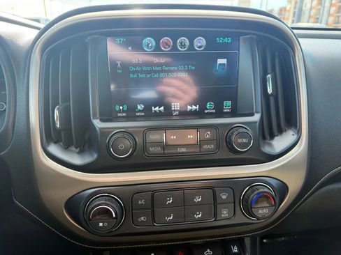 Used 2017 GMC Canyon Denali image 18