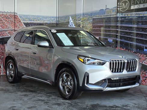 Used 2025 BMW X1 xDrive28i image 1