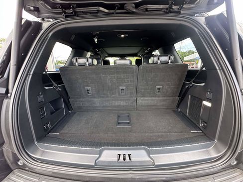 Used 2023 Ford Expedition Platinum AWD/4WD image 28