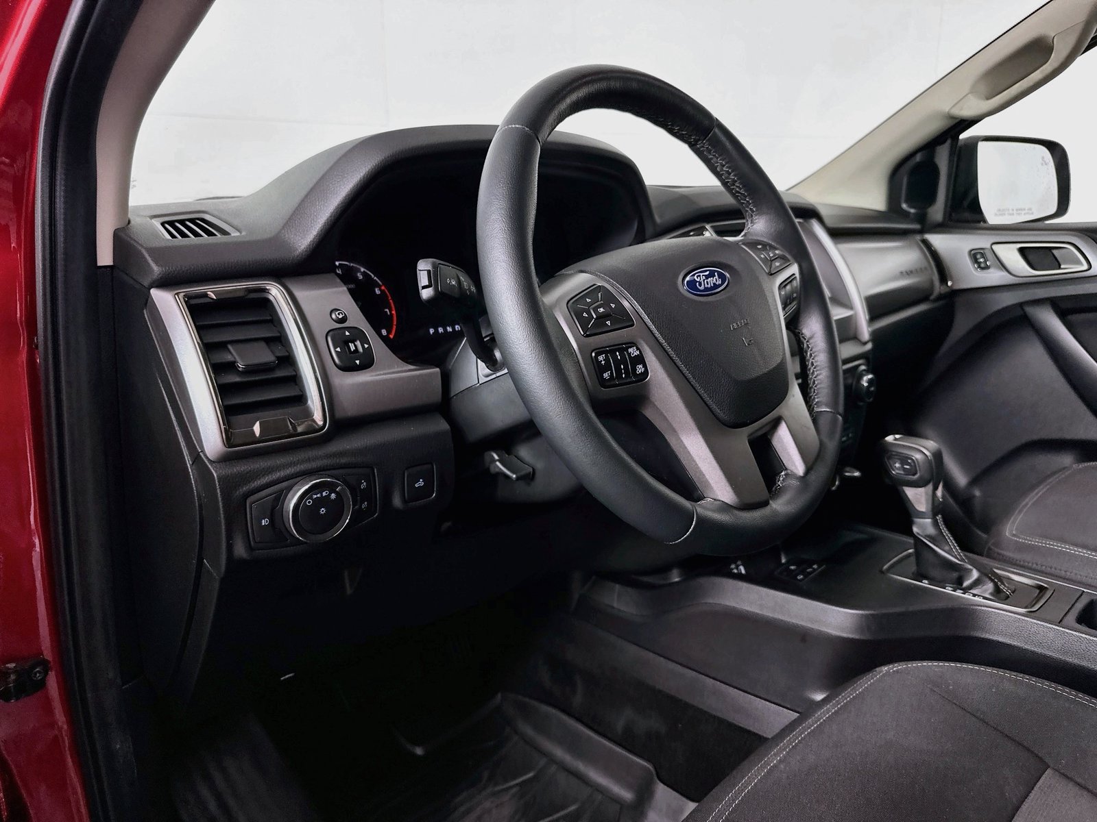 Used 2020 Ford Ranger XLT w/ Equipment Group 301A Mid RWD image 9