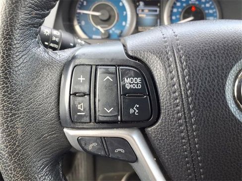 Used 2020 Toyota Sienna image 24