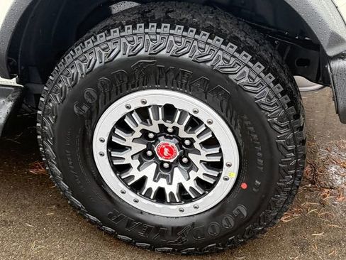 New 2026 Ford Bronco Outer Banks w/ Sasquatch Package image 7