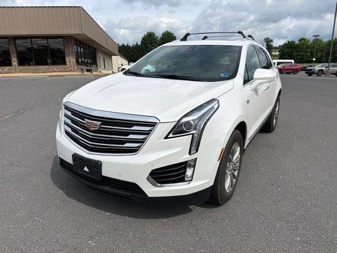 Used 2018 Cadillac XT5 Luxury w/ Driver Awareness Package FWD image 1