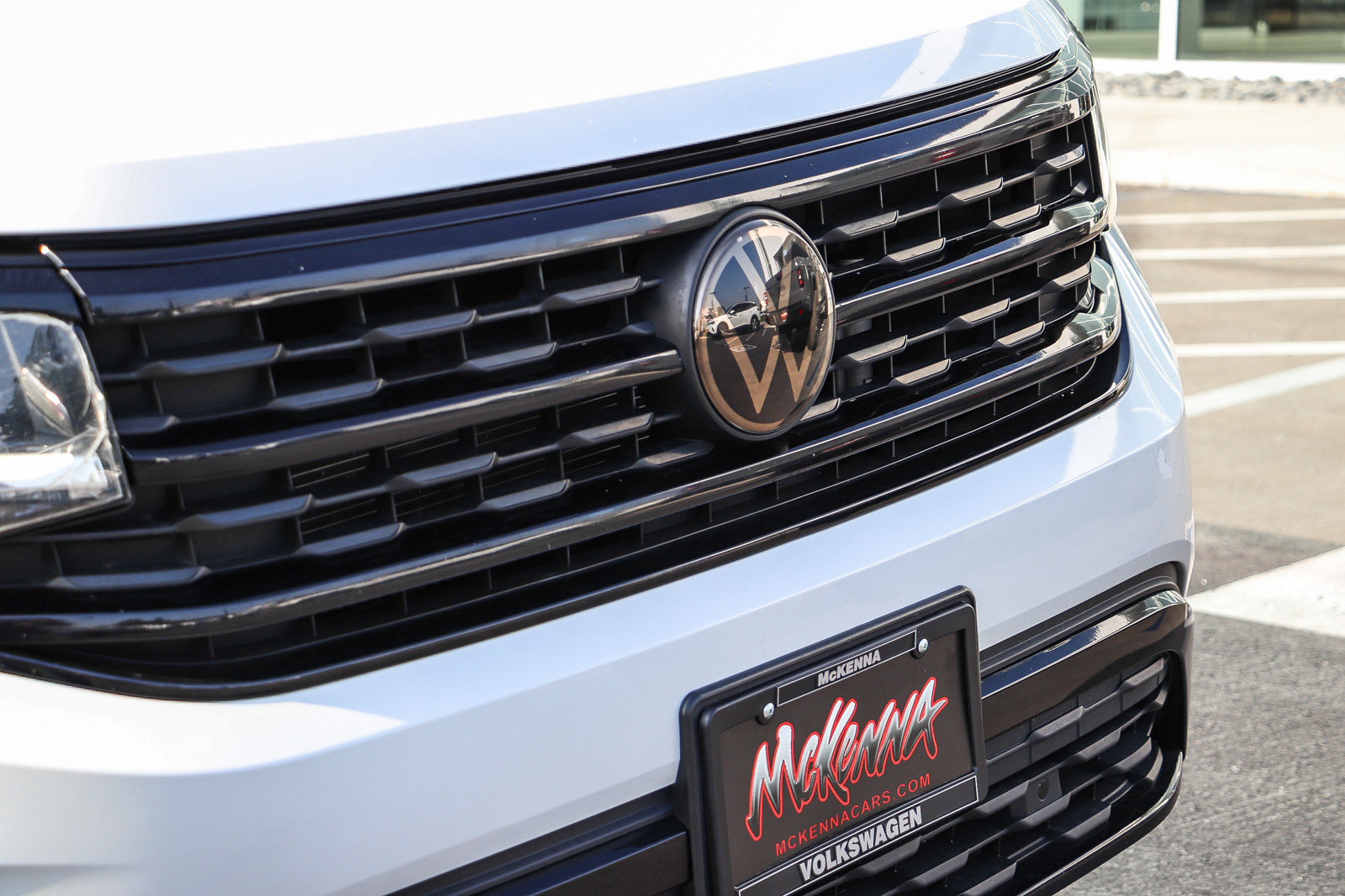 Used 2023 Volkswagen Atlas Cross Sport SEL AWD/4WD image 5