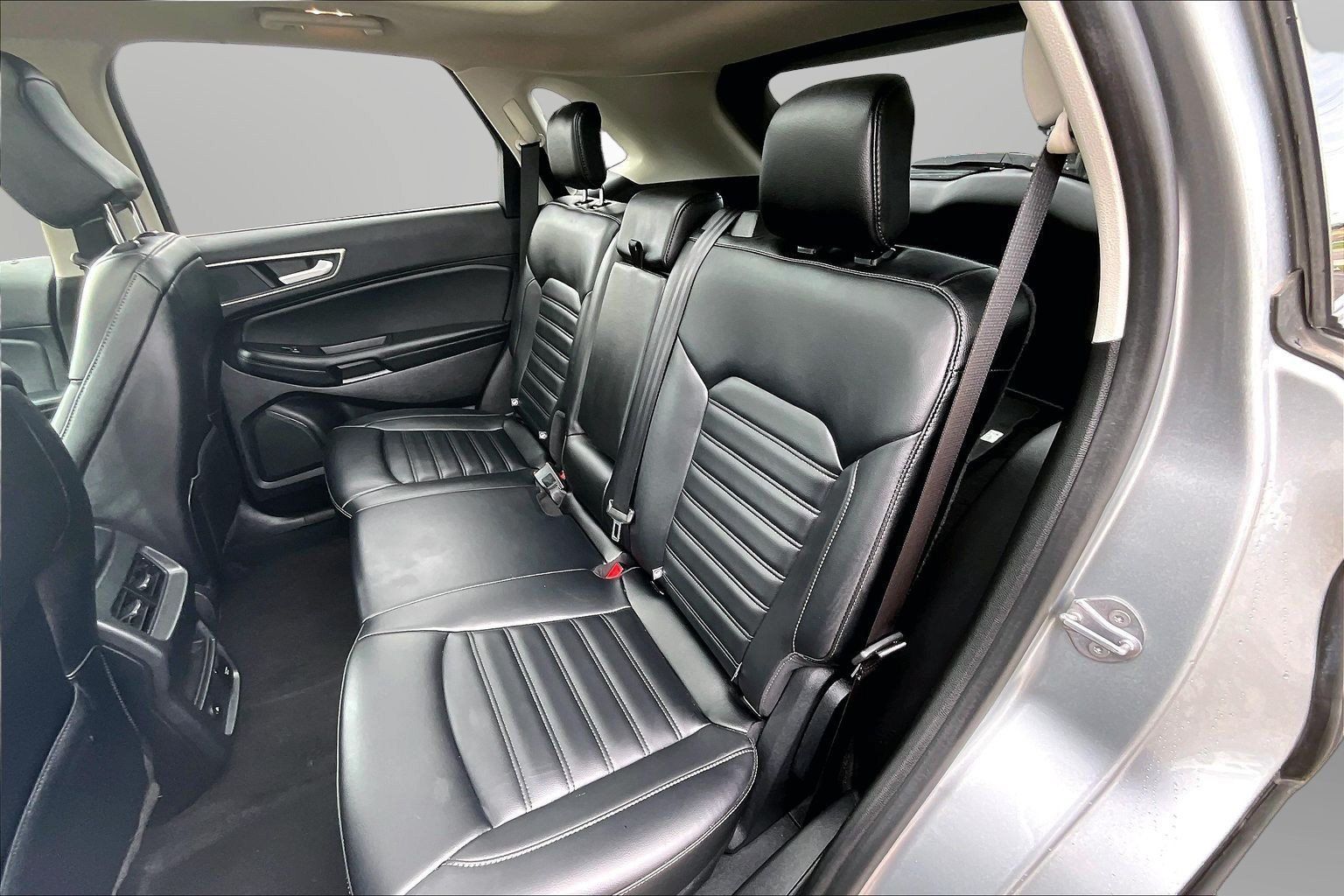 Used 2024 Ford Edge SEL w/ Convenience Package AWD/4WD image 18