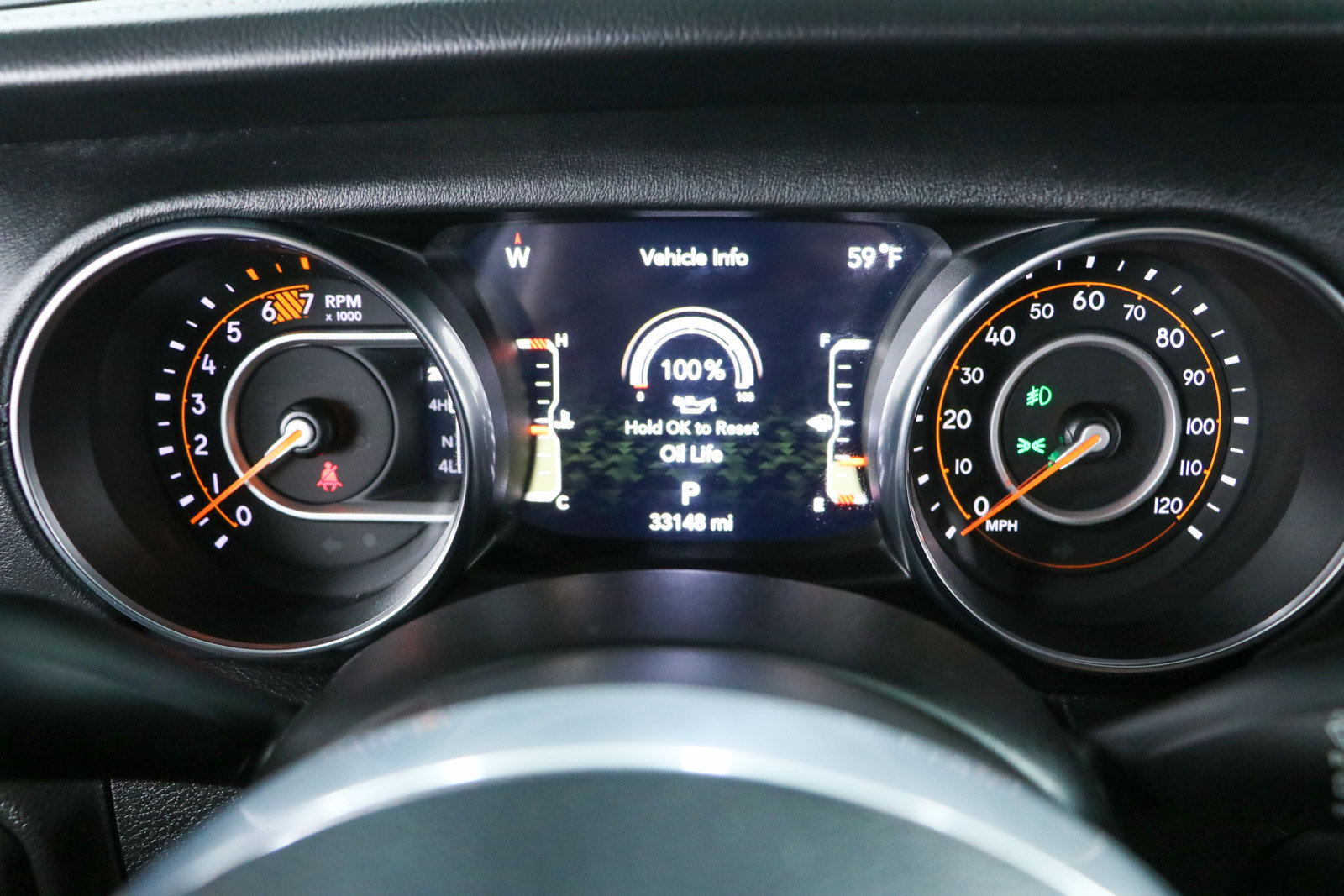 Used 2023 Jeep Wrangler Unlimited Sahara w/ LED Lighting Group AWD/4WD image 17