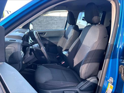 Used 2022 Ford Maverick XL image 7