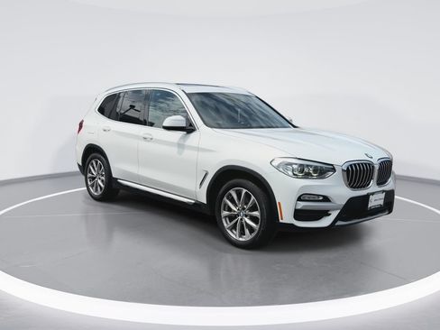 Used 2019 BMW X3 xDrive30i w/ Convenience Package AWD/4WD image 2