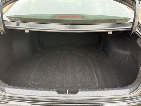 Used 2025 Kia K4 LXS image 32