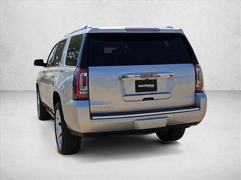 Used 2018 GMC Yukon Denali w/ Denali Ultimate Package AWD/4WD image 6