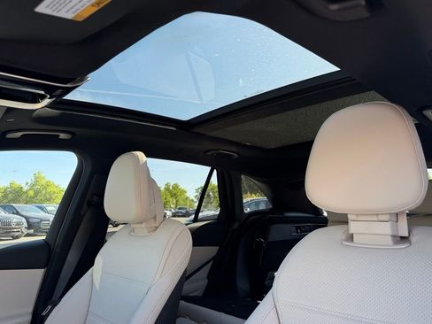 New 2026 Mercedes-Benz GLC 350e 4MATIC image 21