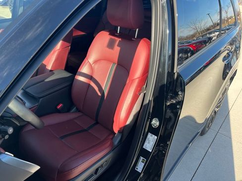 Used 2025 MAZDA CX-70 3.3 Turbo S w/ Premium Package image 12