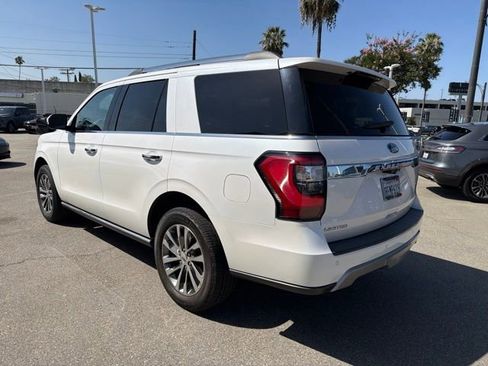 Used 2018 Ford Expedition Limited w/ Equipment Group 301A RWD image 5