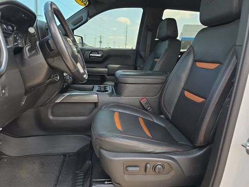 Used 2022 GMC Sierra 1500 AT4 w/ AT4 Preferred Package AWD/4WD image 10