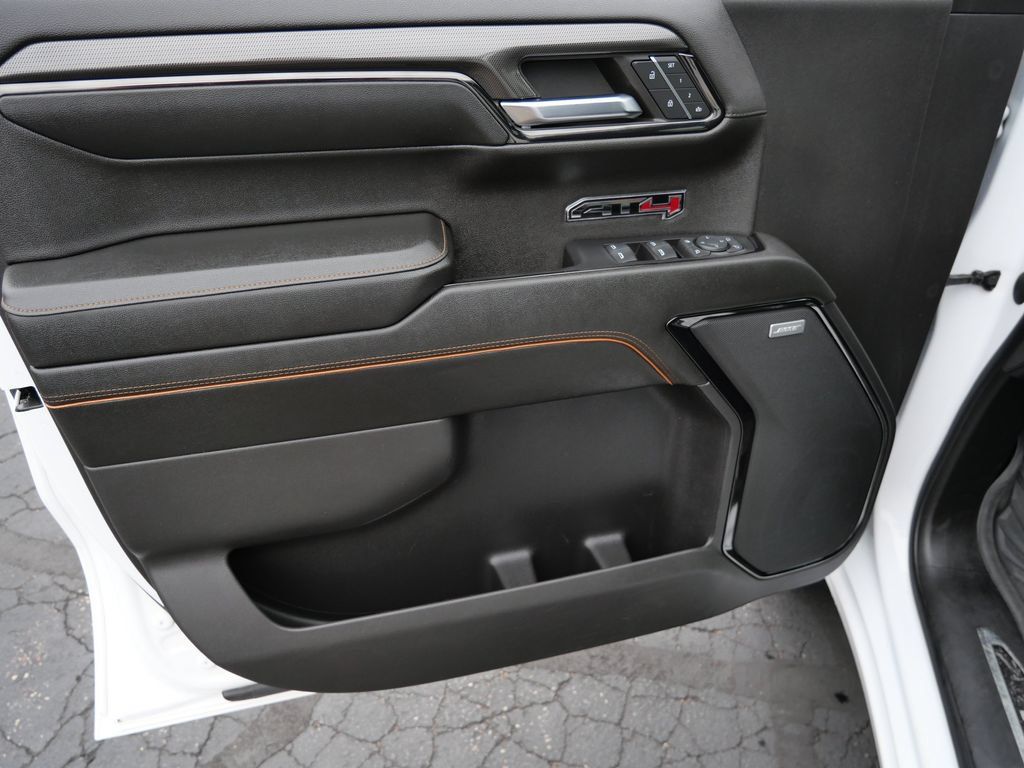Certified 2024 GMC Sierra 1500 AT4 w/ AT4 Preferred Package AWD/4WD image 18