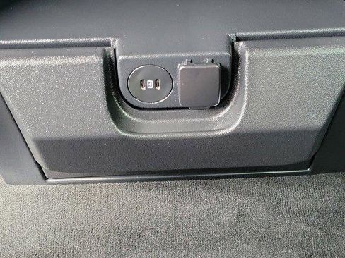 Used 2025 Ford F350 XLT AWD/4WD image 16