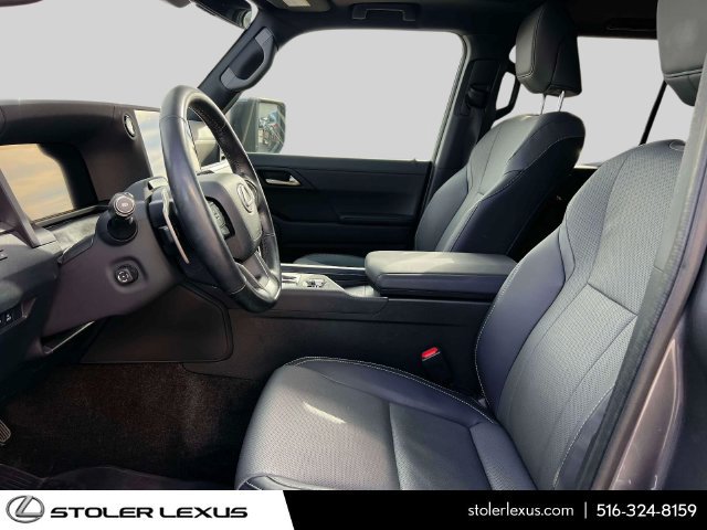Used 2024 Lexus GX 550 w/ Cold Area Package AWD/4WD image 21
