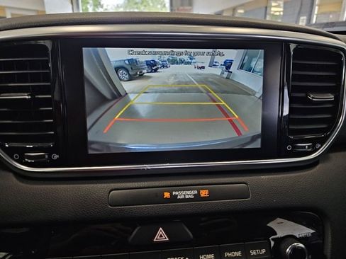 Used 2022 Kia Sportage EX image 29