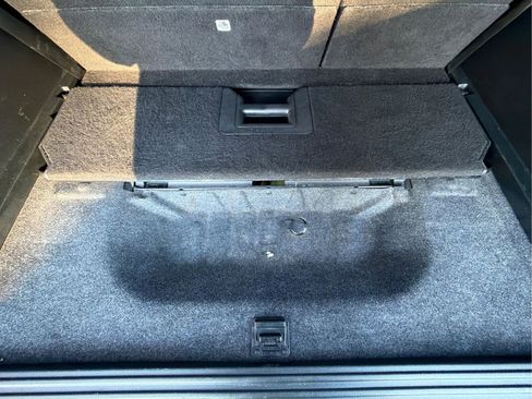 Used 2017 Ford Expedition EL XLT image 23