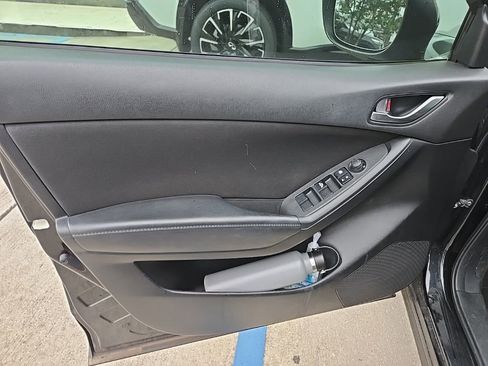 Used 2016 MAZDA CX-5 Sport w/ Rear Camera Package FWD image 11
