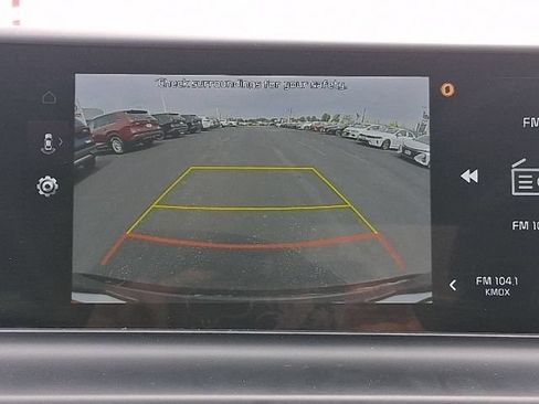 Used 2025 Kia Seltos S FWD image 28