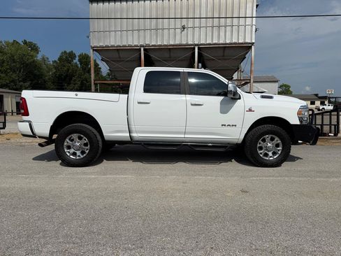 Used 2023 RAM 2500 Laramie AWD/4WD image 9